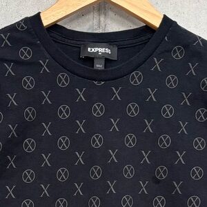 Express Textured X Logo Short Sleeve T-Shirt, Black, Men's Size Medium